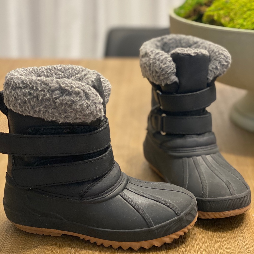 ‼️‼️SOLD‼️‼️Rain or Snow boots